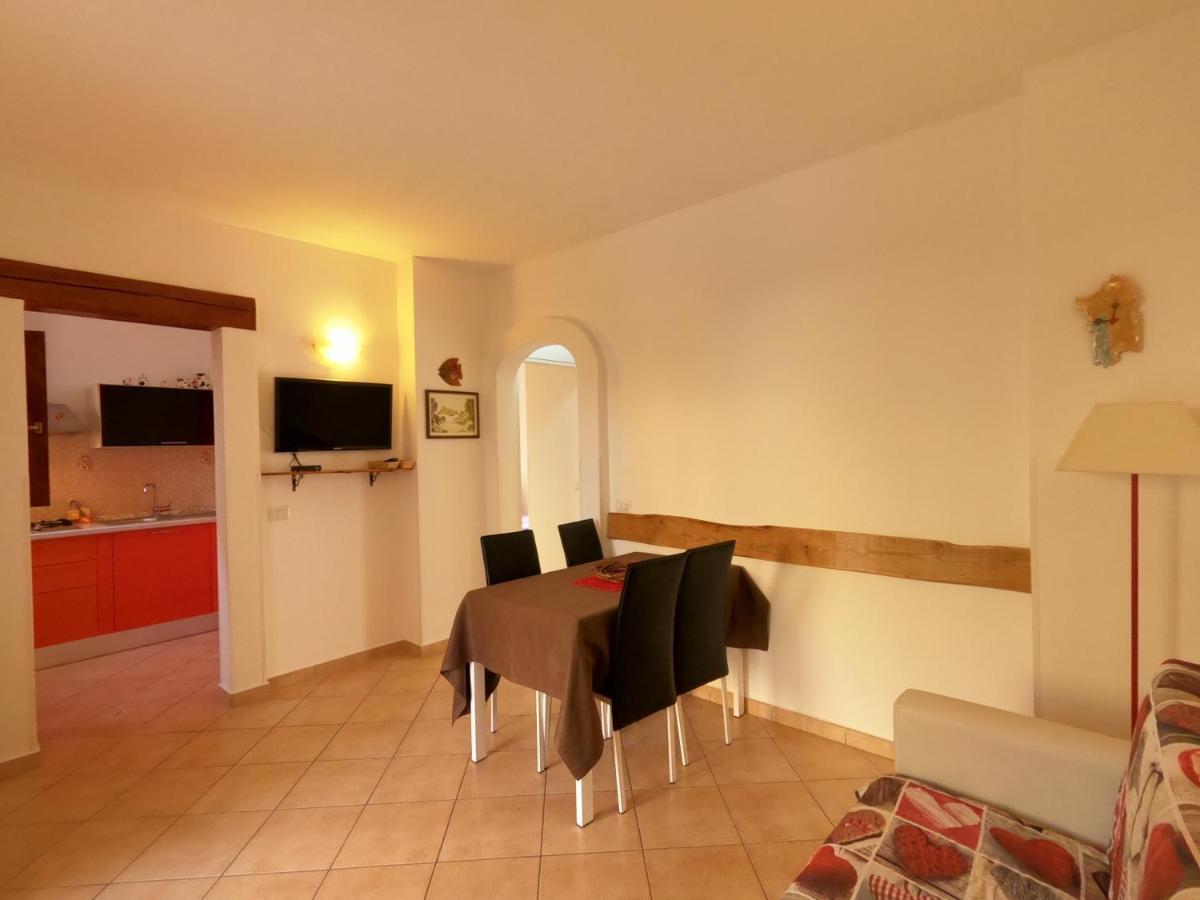 Le Residenze Del Mare Vila Porto San Paolo  Exterior foto