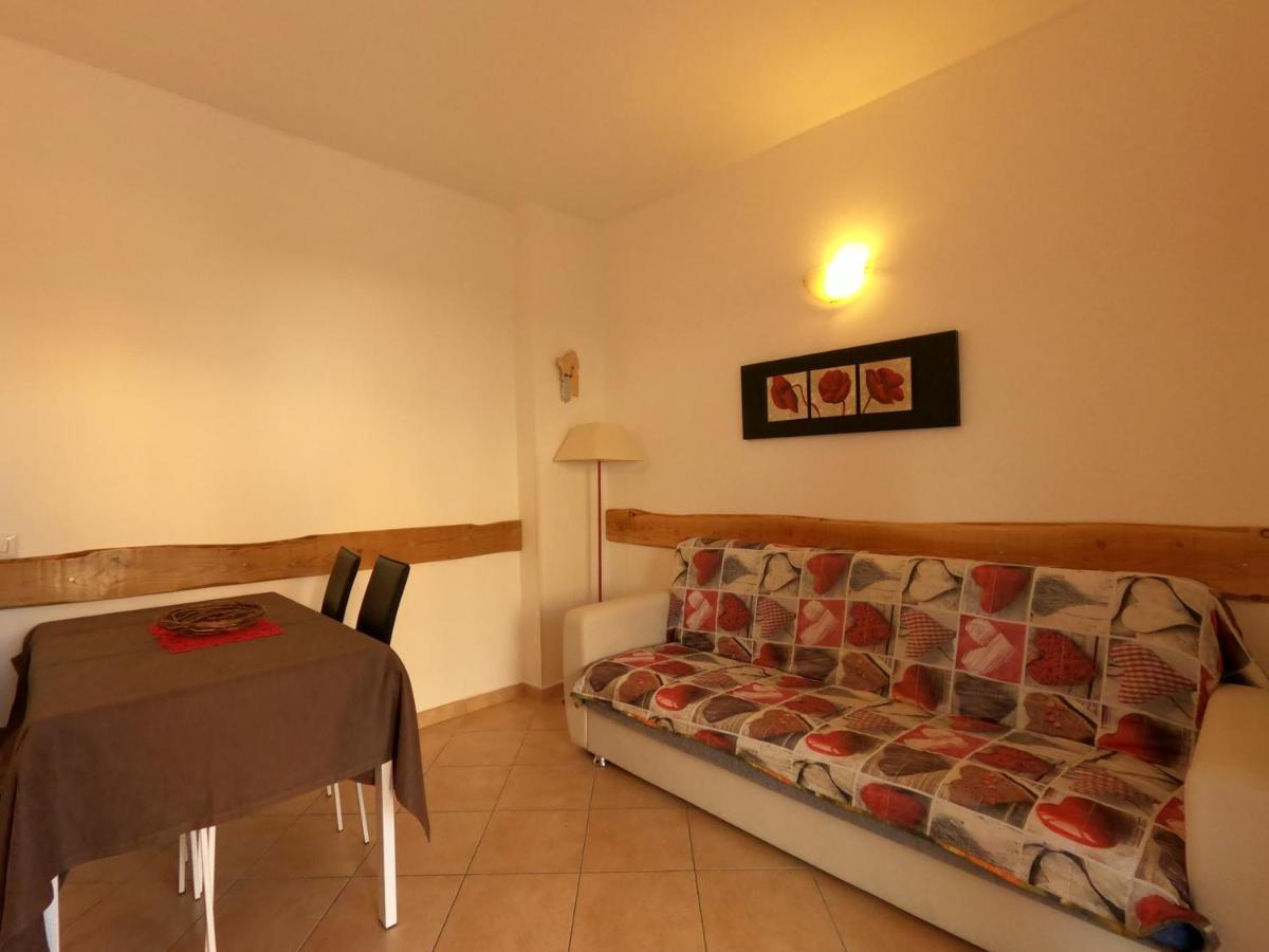 Le Residenze Del Mare Vila Porto San Paolo  Exterior foto